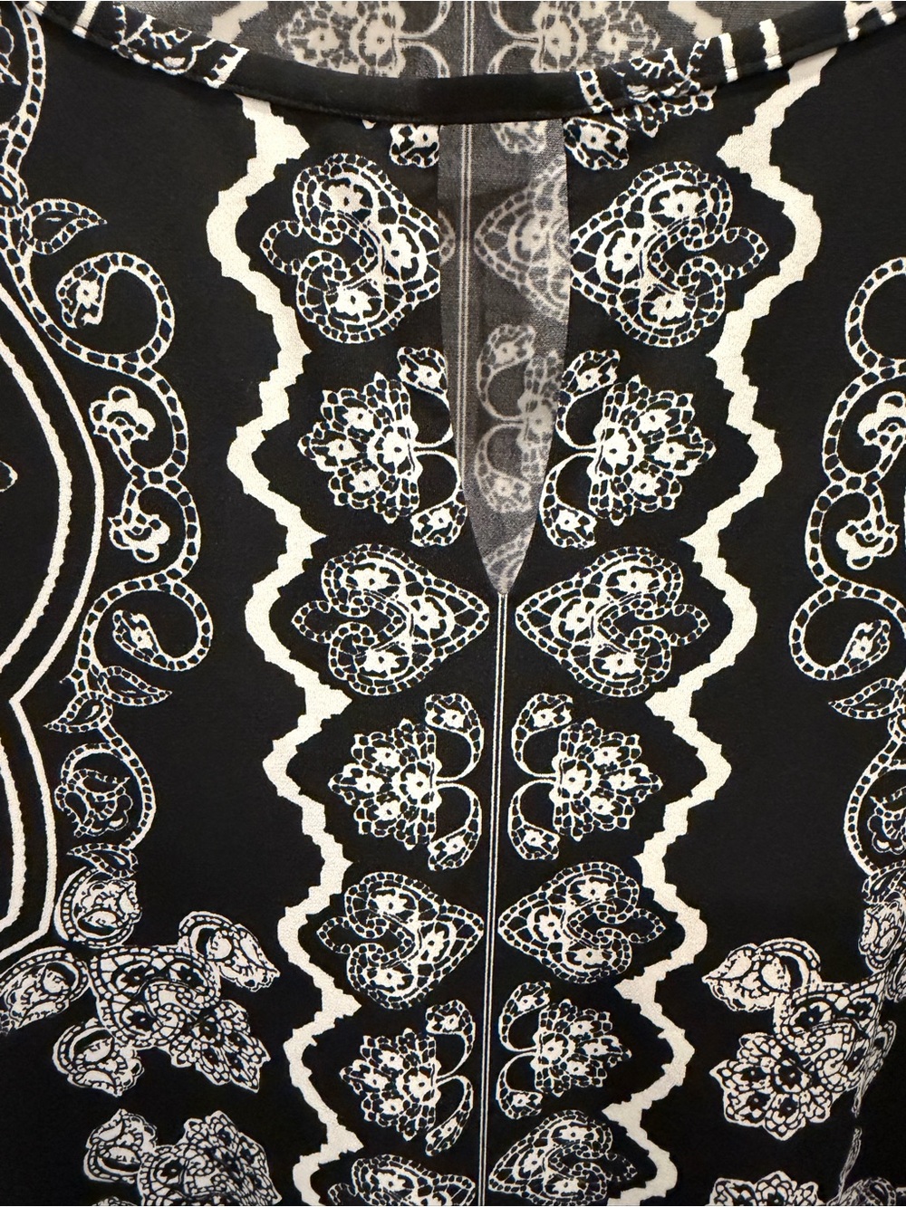 White House Black Market Black & White Printed Long-Sleeve Shift Dress - Picture 3 of 5